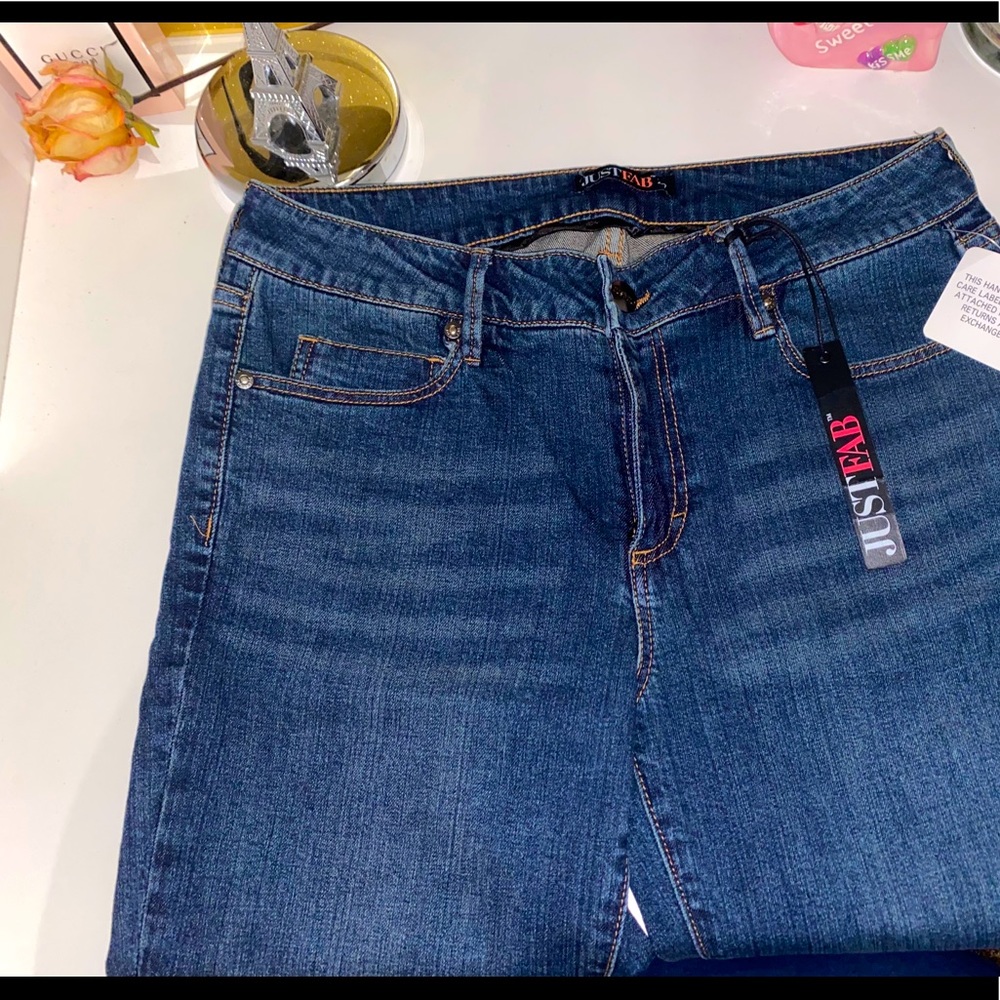 Jut Fab blue jeans